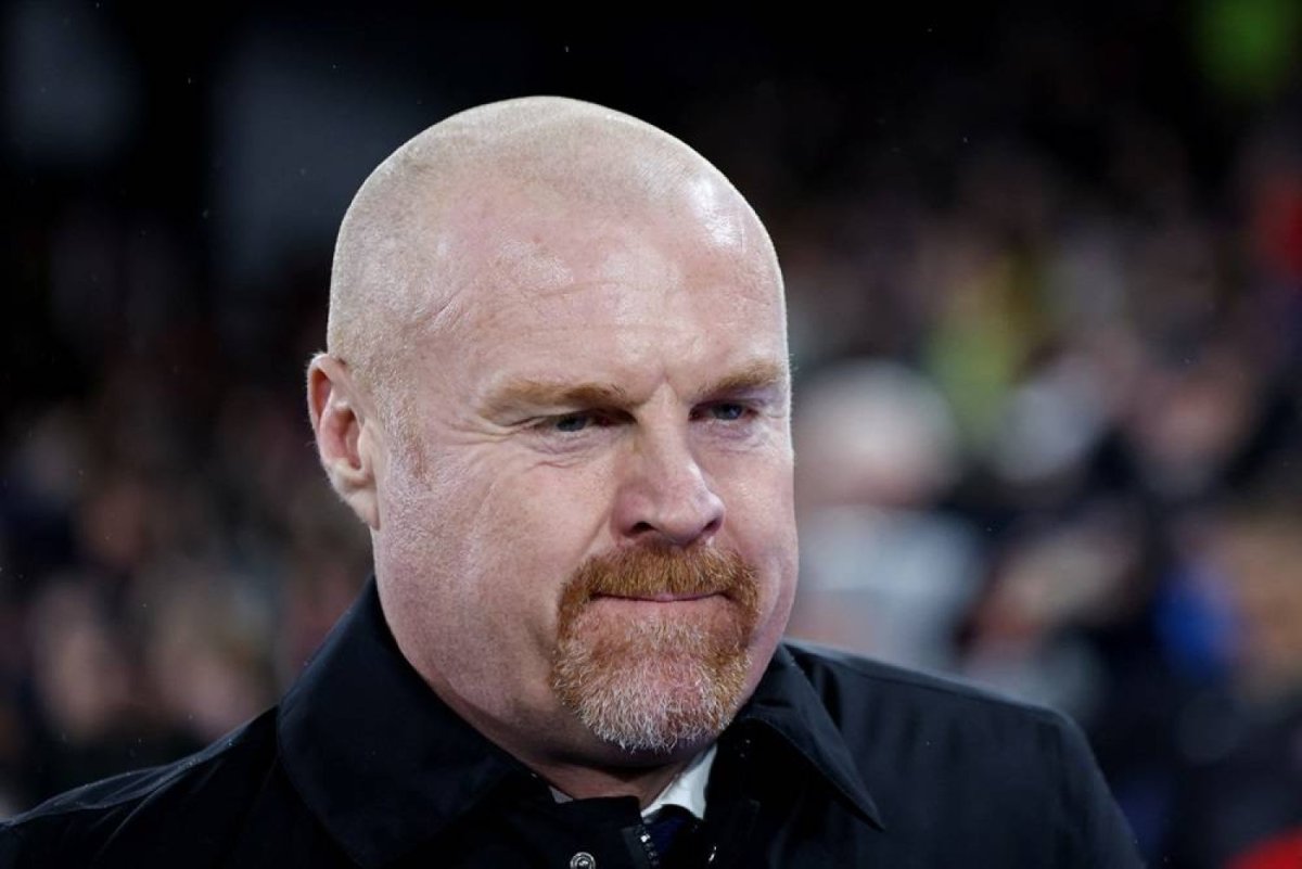 Sean Dyche: Everton manager sacked before FA Cup game with